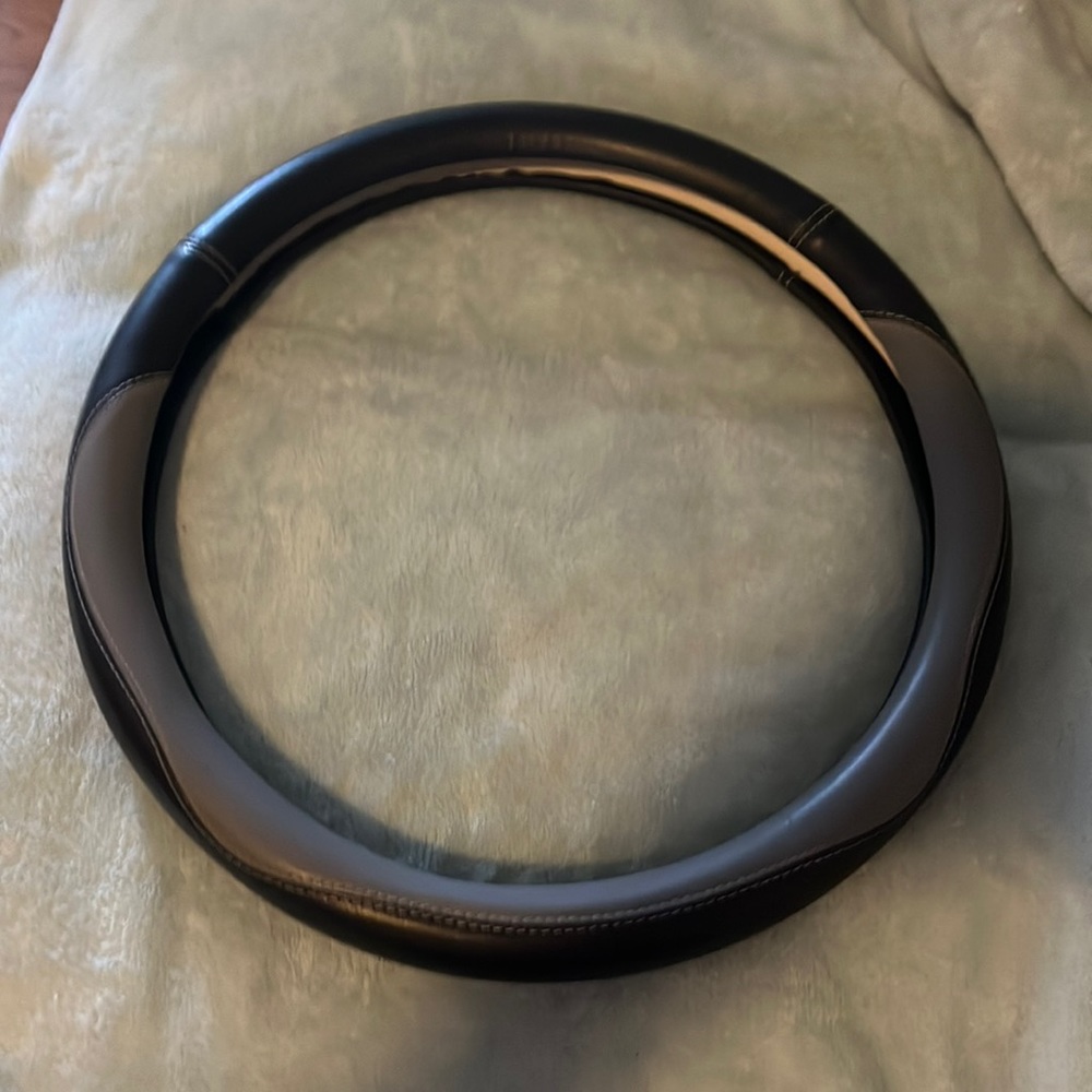Steering Wheel Cover Black / Gray